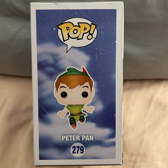 Funko Pop Peter Pan #279 Disney Movie Vinyl Figure Hot Topic Exclusive - Picture 4 of 6